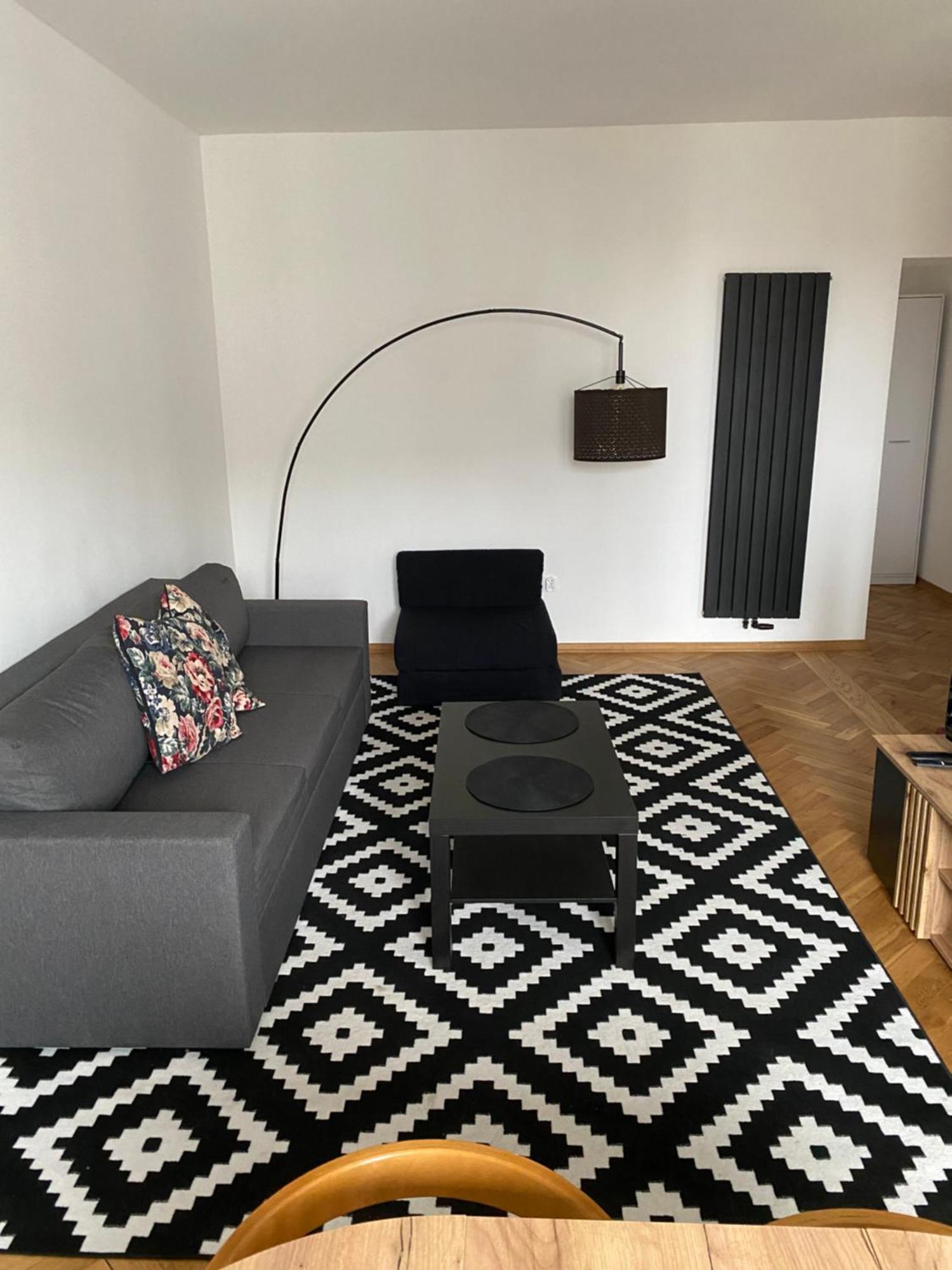 Ohmyhome - Plac Pieciu Rogow - Centrum Βαρσοβία Εξωτερικό φωτογραφία